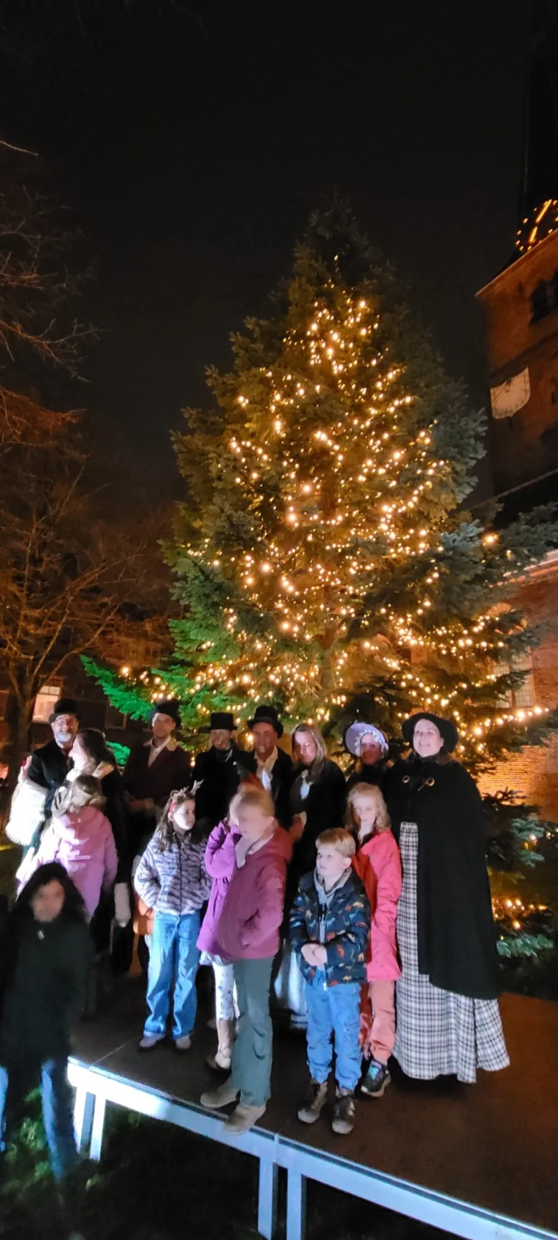 20251212 190837 resized